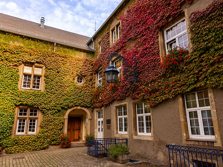 Exterior shot of the Chateau de Differdange 